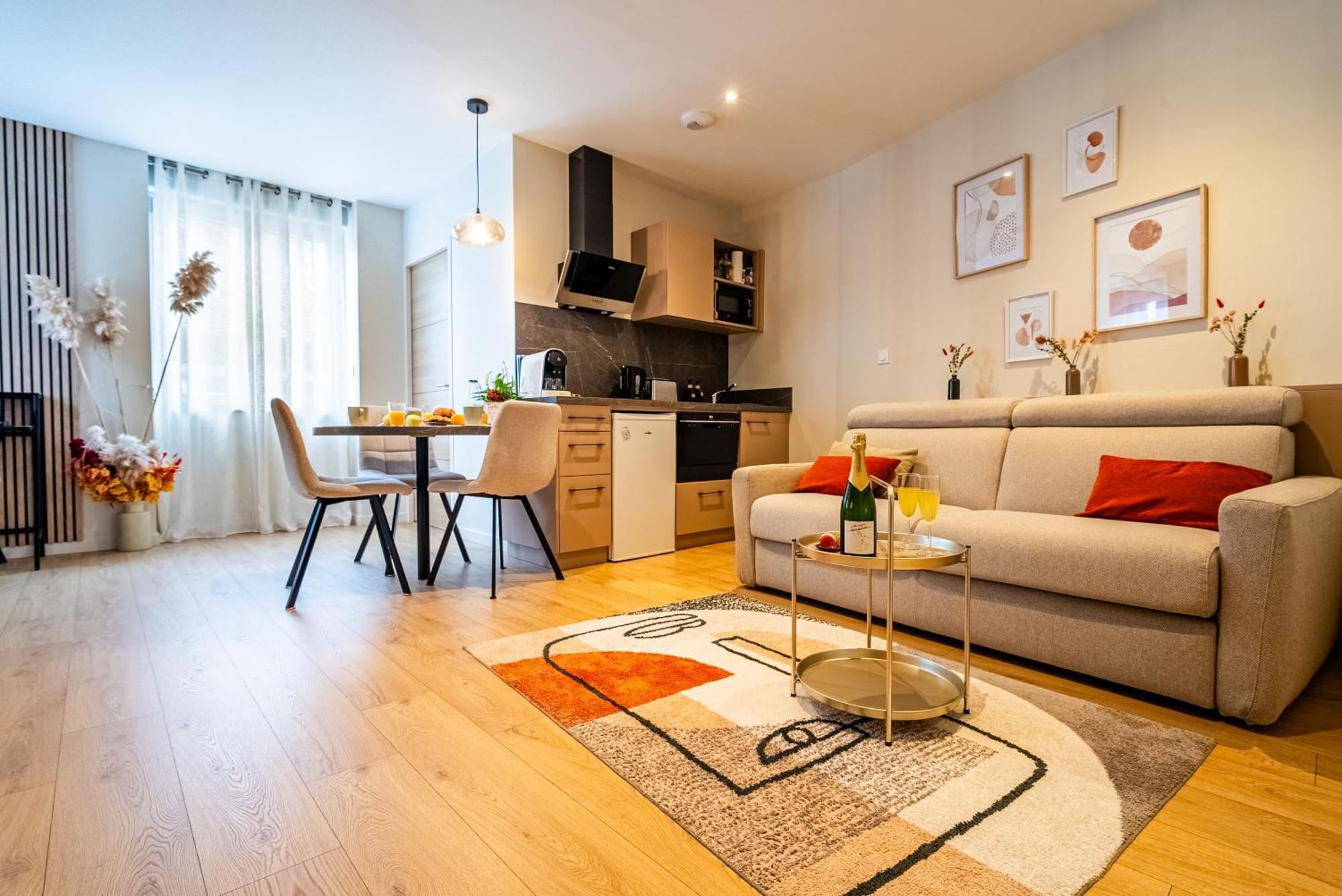 브장송 Au Duplex D'Or Centre Historique 아파트 외부 사진